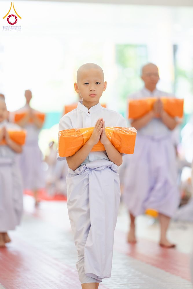 ภาพ No.286563:วันเสาร์ที่ 12 กรกฏาคม พ.ศ.2568 พิธีบรรพชาอุปสมบท  โครงการบรรพชาอุปสมบทหมู่ ธรรมทายาทนานาชาติ(ภาคภาษาจีน), โครงการบรรพชาสามเณร โรงเรียนนานาชาติ รุ่นที 14