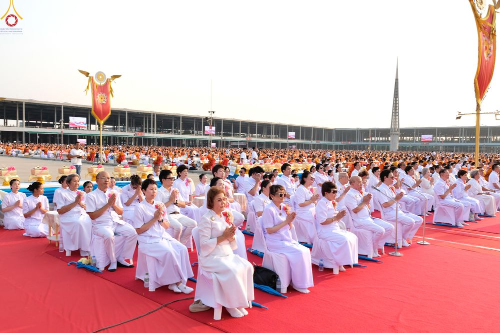 ภาพ No.325027:วันที่ 22 เมษายน พ.ศ.2569 (วันคุ้มครองโลก) พิธีถวายมหาสังฆทาน 40,000 กว่าวัดทั่วประเทศ (ชุดที่ 2) ณ ลานธรรม พระมหาธรรมกายเจดีย์ วัดพระธรรมกาย