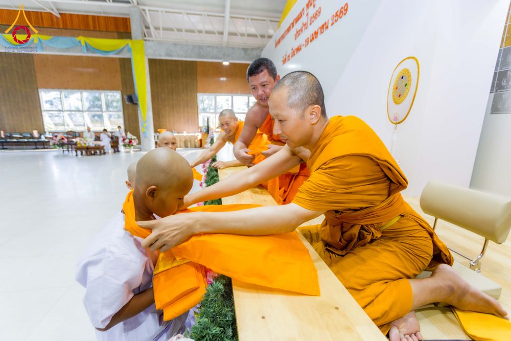 ภาพ No.317514:วันอาทิตย์ ที่ 29 มีนาคม พ.ศ.2569  พิธีปลงผม , พิธีขอขมามอบบาตรและผ้าไตร , พิธีบรรพชา ณ ศูนย์ปฏิบัติธรรมสมุทรปราการ จำนวน 42 รูป