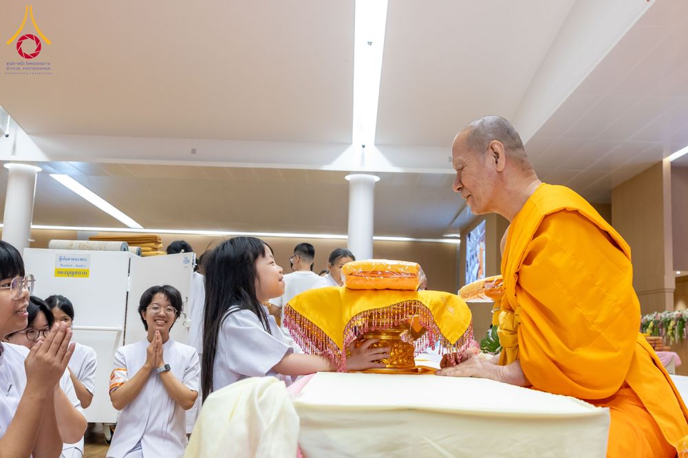 ภาพ No.313682:วันอาทิตย์ที่ 15 มีนาคม พ.ศ. 2569 พิธีร่วมบุญบรรพชาสามเณร 5000 รูป ณ ห้องแก้วสารพัดนึก 2 สภาธรรมกายสากล วัดพระธรรมกาย