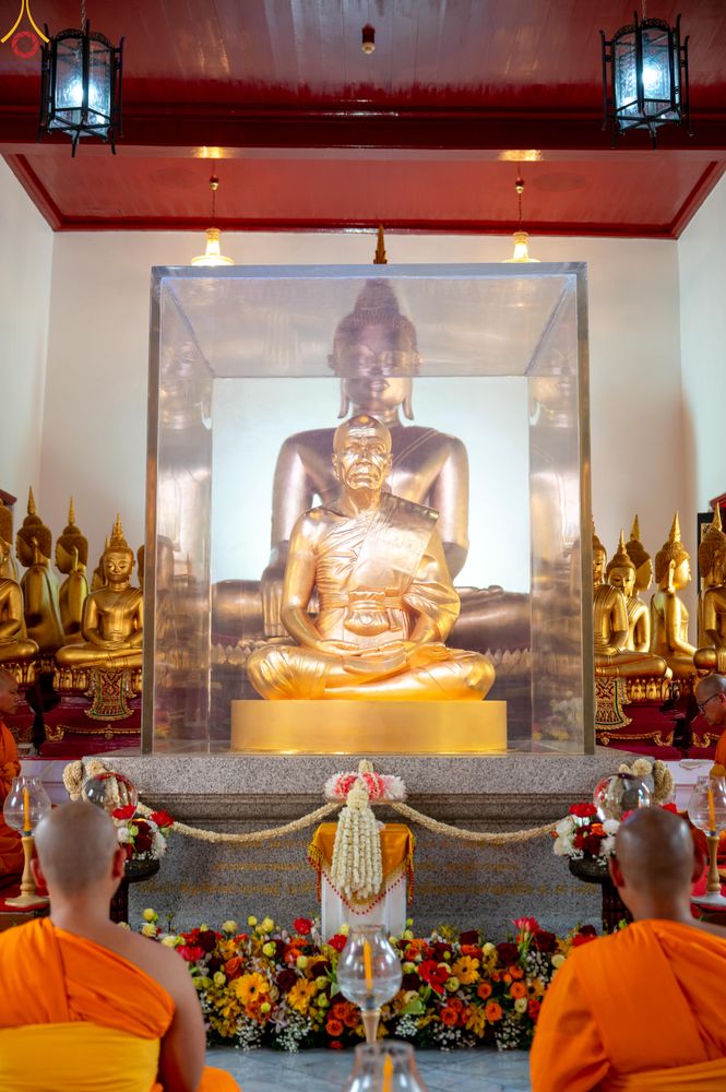 ภาพ No.296811:วันที่ 17 มกราคม พ.ศ. 2569 พิธีจุดประทีปถวายเป็นพุทธบูชา และบูชาธรรมมหาปูชนียาจารย์  ณ วัดโบสถ์บน ต.บางคูเวียง จ.นนทบุรี อนุสรณ์สถานลำดับที่ 4 สถานที่เกิดด้วยกายธรรม ในโครงการธรรมยาตรา กตัญญูบูชา มหาปูชนียาจารย์ พระมงคลเทพมุนี(สด จนฺทสโร) พระผู้ปราบมาร อ