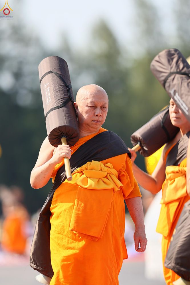 ภาพ No.304756:วันที่ 25 มกราคม พ.ศ. 2569 พิธีต้อนรับพระธรรมยาตรา (ภาพชุดที่ 2) รร.สามัคคีราษฏร์บำรุง-วัดพระธรรมกาย ในโครงการธรรมยาตรา กตัญญูบูชา มหาปูชนียาจารย์ พระมงคลเทพมุนี(สด จนฺทสโร) พระผู้ปราบมาร อนุสรณ์สถาน 7 แห่ง ปีที่ 14