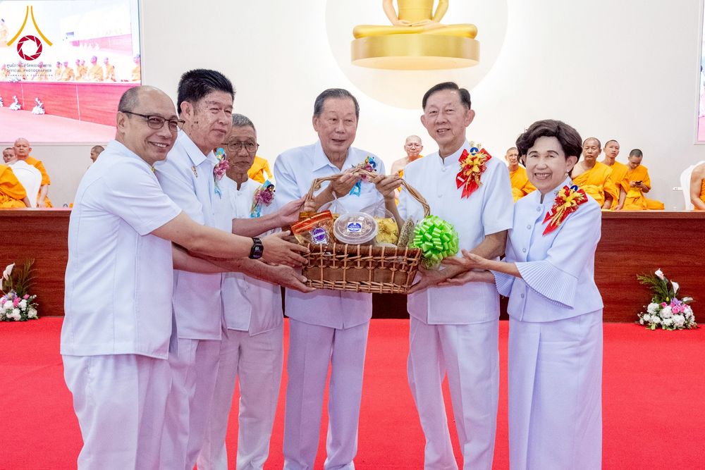 ภาพ No.275033:วันอาทิตย์ที่ 30 พฤศจิกายน พ.ศ. 2568 พิธีทอดผ้าป่า "สร้างองค์พระเจดีย์เพื่อสร้างสันติภาพโลก" ณ ศูนย์ปฏิบัติธรรมระยอง (บ้านช่องลม)