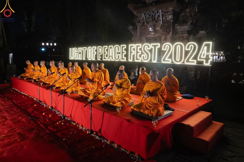 ภาพ No.156471:วัดพุทธบาหลีและวัดพระธรรมกาย จัดปฏิบัติธรรมนานาชาติ 1,151 คนจาก 78 ประเทศ ใน "วันสันติภาพสากล" ณ บาหลี อินโดนีเซีย วันเสาร์ที่ 21 กันยายน พ.ศ. 2567 เวลา 16.00-21.00 น. ณ พิพิธภัณฑ์ ARMA เมืองอูบุด จังหวัดบาหลี ประเทศอินโดนีเซีย