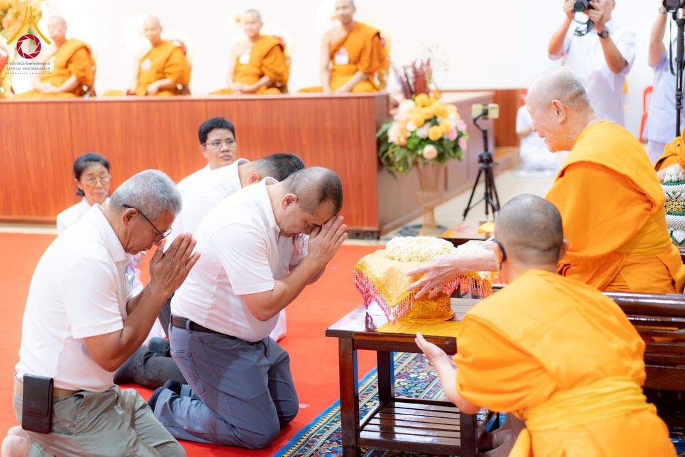 ภาพ No.238912:วันเสาร์ที่ 16 สิงหาคม พ.ศ. 2568 งานบุญประจำปี ครั้งที่ 20 พิธีทักษิณานุปทานแด่บรรพชน ตระกูลผ่องสวัสดิ์และหมู่ญาติที่ล่วงลับไปแล้ว ณ พระมหาเจดีย์ทัตตชีโว ศูนย์อบรมเยาวชนกาญจนบุรี