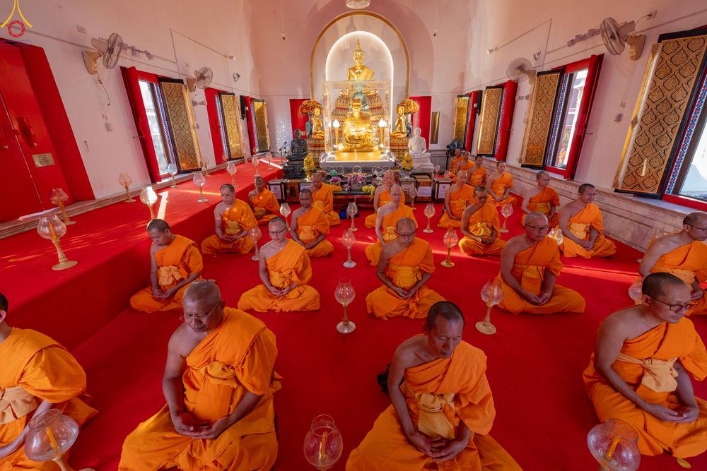 ภาพ No.293891:วันที่ 14 มกราคม พ.ศ. 2569 พิธีจุดประทีปถวายเป็นพุทธบูชา และบูชาธรรมมหาปูชนียาจารย์  ณ วัดสองพี่น้อง ต.ต้นตาล อ.สองพี่น้อง จ.สุพรรณบุรี ในโครงการธรรมยาตรา กตัญญูบูชา มหาปูชนียาจารย์ พระมงคลเทพมุนี(สด จนฺทสโร) พระผู้ปราบมาร อนุสรณ์สถาน 7 แห่ง ปีที่ 14