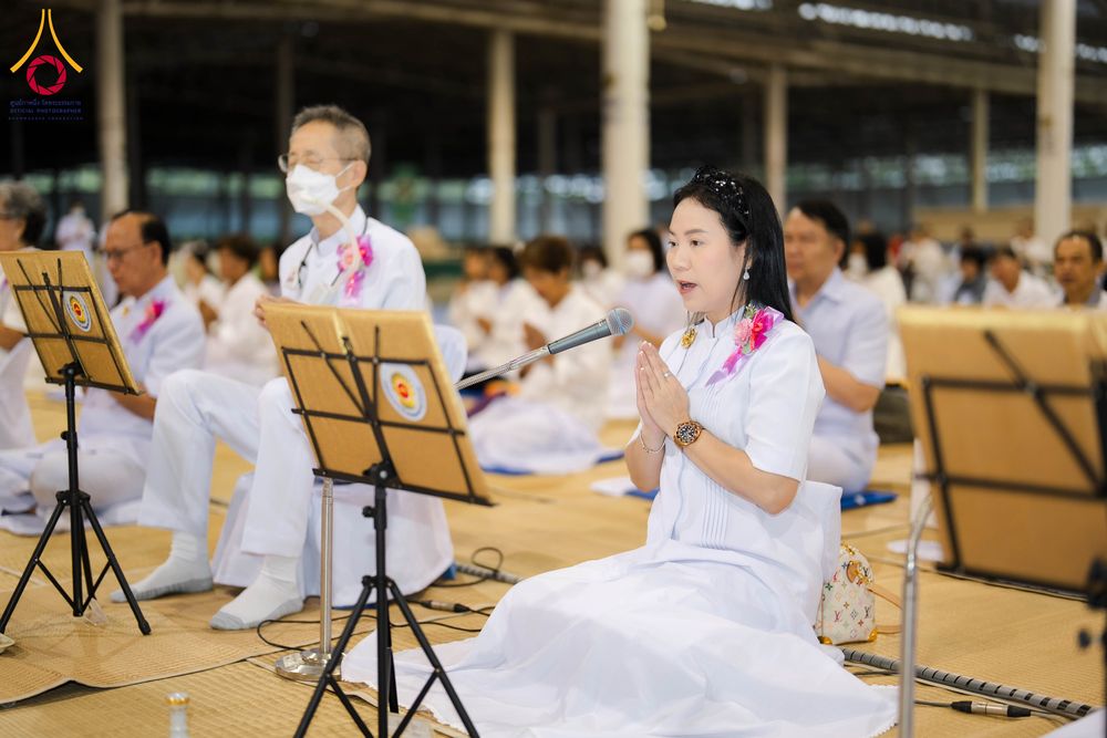 ภาพ No.305563:วันที่ 29 มกราคม พ.ศ. 2569 พิธีถวายภัตตาหารเป็นสังฆทาน แด่พระธรรมยาตรา ณ วัดพระธรรมกาย  จังหวัดปทุมธานี ในโครงการธรรมยาตรา กตัญญูบูชา มหาปูชนียาจารย์ พระมงคลเทพมุนี(สด จนฺทสโร) พระผู้ปราบมาร อนุสรณ์สถาน 7 แห่ง ปีที่ 14