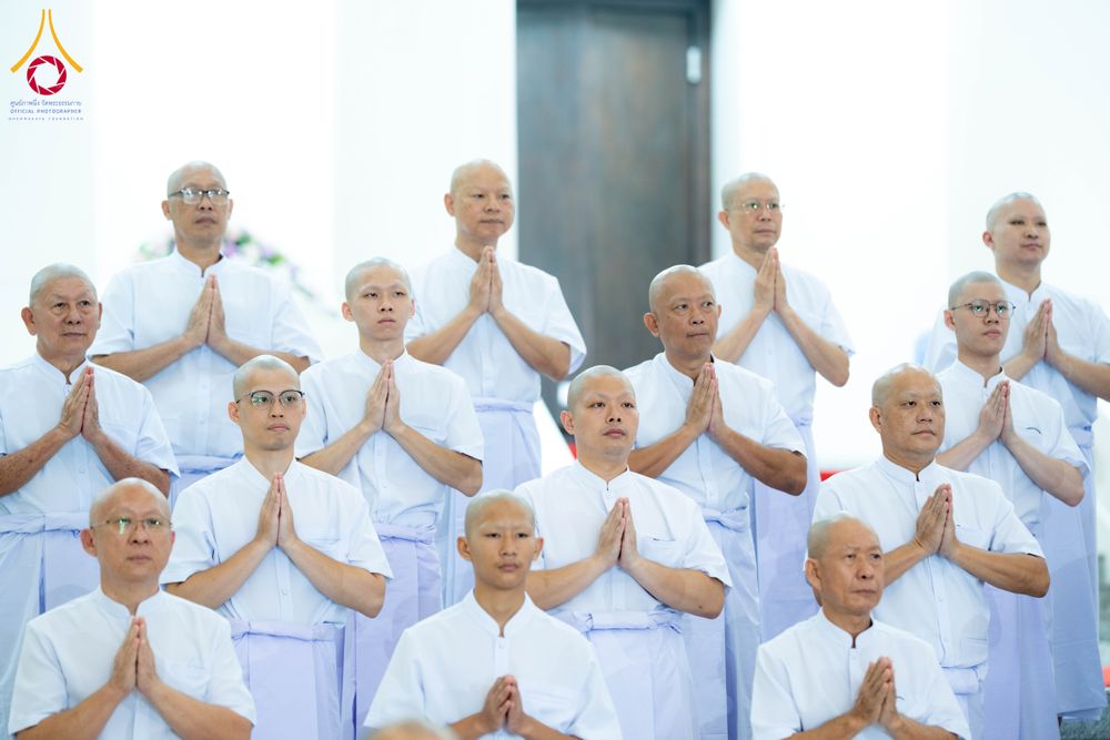 ภาพ No.286572:วันเสาร์ที่ 12 กรกฏาคม พ.ศ.2568 พิธีบรรพชาอุปสมบท  โครงการบรรพชาอุปสมบทหมู่ ธรรมทายาทนานาชาติ(ภาคภาษาจีน), โครงการบรรพชาสามเณร โรงเรียนนานาชาติ รุ่นที 14