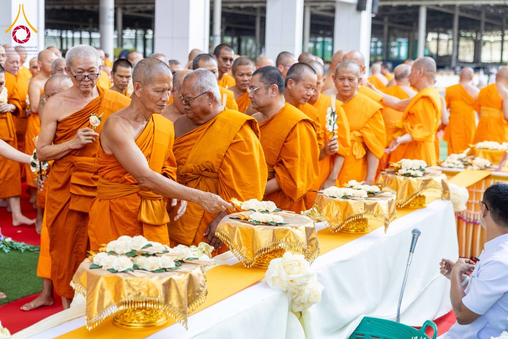 ภาพ No.316648:วันอาทิตย์ที่ 29 มีนาคม พ.ศ. 2569 พิธีทอดผ้าบังสุกุลและพิธีชำระร่าง โยมพ่อณรงค์ จินตมากุล  สิริอายุ 99 ปี 11 เดือน โยมบิดา พระครูปลัดรัตนวีรวัฒน์ (รังสฤษดิ์ อิทฺธิจินตโก) ที่ปรึกษาเจ้าคณะจังหวัดปทุมธานี เจ้าอาวาสวัดพระธรรมกาย  ณ ฌาปนสถานชั่วคราว ทางเข้า 