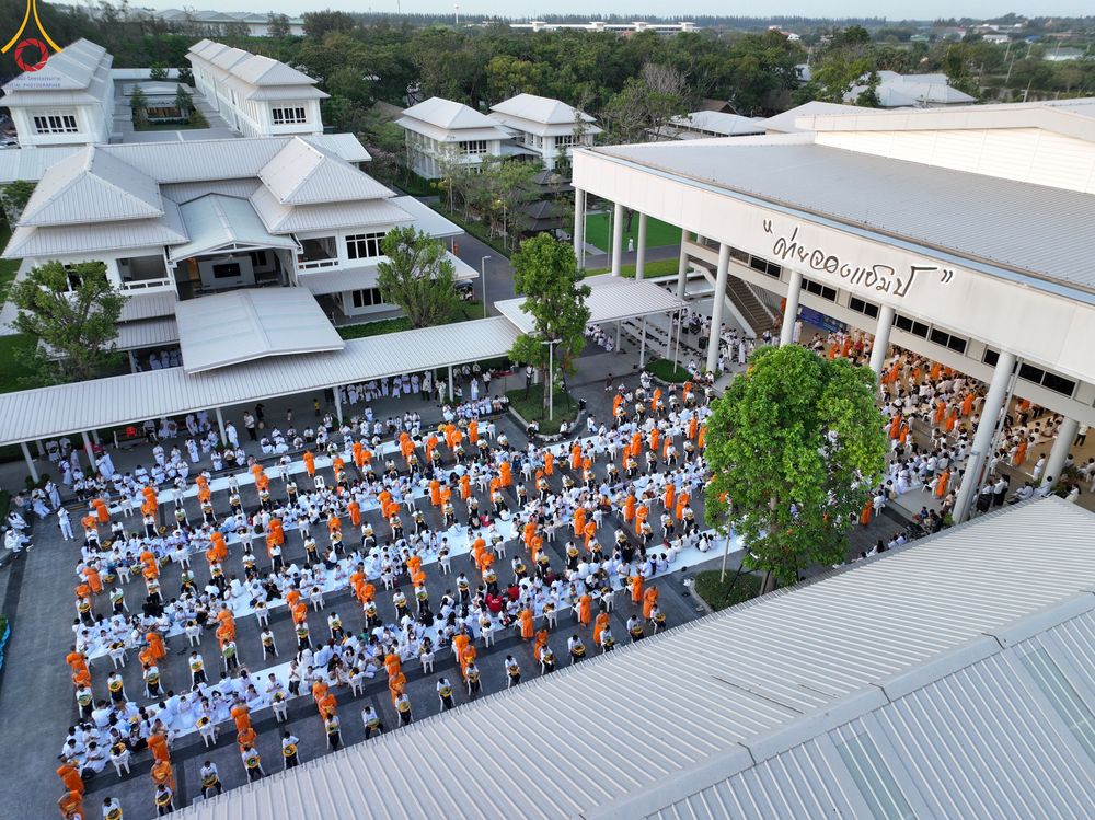 ภาพ No.78497:พิธีตัดปอยผม โครงการหน่อแก้วเปรียญธรรมรุ่นที่ 11  วันที่ 26 มีนาคม พ.ศ.2566  ณ หมู่กุฏิสามเณร อาคารค่ายจองแชมป์ วัดพระธรรมกาย