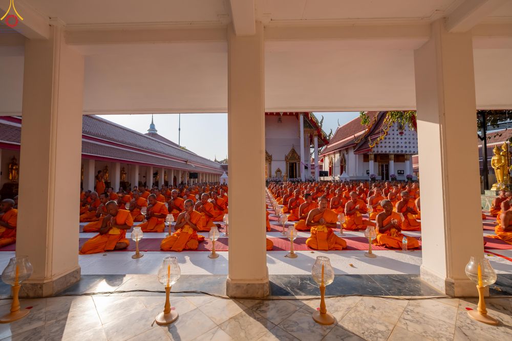 ภาพ No.293931:วันที่ 14 มกราคม พ.ศ. 2569 พิธีจุดประทีปถวายเป็นพุทธบูชา และบูชาธรรมมหาปูชนียาจารย์  ณ วัดสองพี่น้อง ต.ต้นตาล อ.สองพี่น้อง จ.สุพรรณบุรี ในโครงการธรรมยาตรา กตัญญูบูชา มหาปูชนียาจารย์ พระมงคลเทพมุนี(สด จนฺทสโร) พระผู้ปราบมาร อนุสรณ์สถาน 7 แห่ง ปีที่ 14