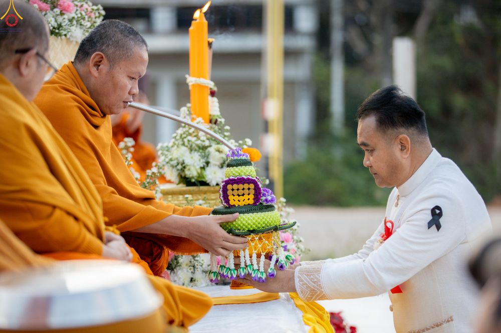 ภาพ No.281361:วันเสาร์ที่ 27 ธันวาคม พ.ศ.2568 พิธีตักบาตรพระ ๑,๐๐๐ รูป   เพื่อความเป็นสิริมงคลแก่ชีวิตและแผ่นดินไทย  มหากุศลครั้งยิ่งใหญ่แห่งปี ส่งท้ายปีเก่า ต้อนรับปีใหม่  ณ ถนนหน้าที่ว่าการอำเภอภูเรือ จังหวัดเลย