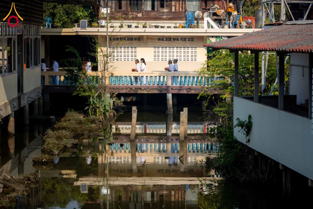 ภาพ No.296383:วันที่ 16 มกราคม พ.ศ. 2569 พิธีทอดผ้าป่าทำนุบำรุงศาสนสถาน ณ วัดโพธิ์เอน ต.บางขุนกอง อ.บางกรวย จ.นนทบุรี อนุสรณ์สถานลำดับที่ 4 สถานที่เกิดด้วยกายธรรม ในโครงการธรรมยาตรา กตัญญูบูชา มหาปูชนียาจารย์ พระมงคลเทพมุนี(สด จนฺทสโร) พระผู้ปราบมาร อนุสรณ์สถาน 7 แห่ง