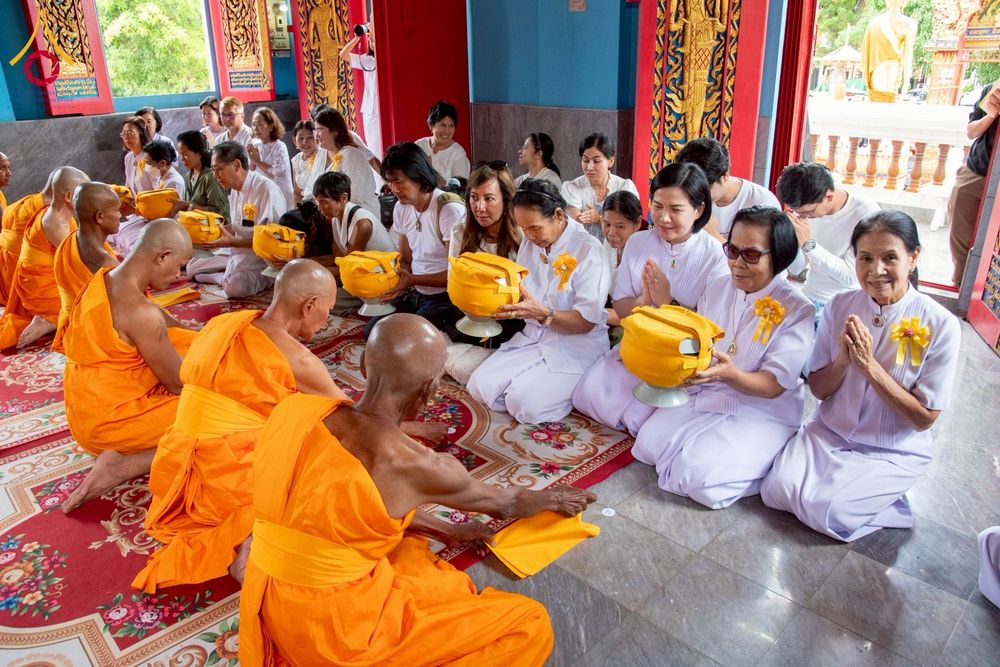 ภาพ No.276385:วันศุกร์ที่ 5 ธันวาคม 2568 (วันพ่อแห่งชาติ) พิธีบรรพชาอุปสมบทหมู่ธรรมทายาท จำนวน 14 รูป โครงการบรรพชาอุปสมบทหมู่ รุ่นบูชาธรรมมหาปูชนียาจารย์ ประจำปี 2568  ณ ศูนย์อบรมเยาวชนบางปะหัน จังหวัดพระนครศรีอยุธยา