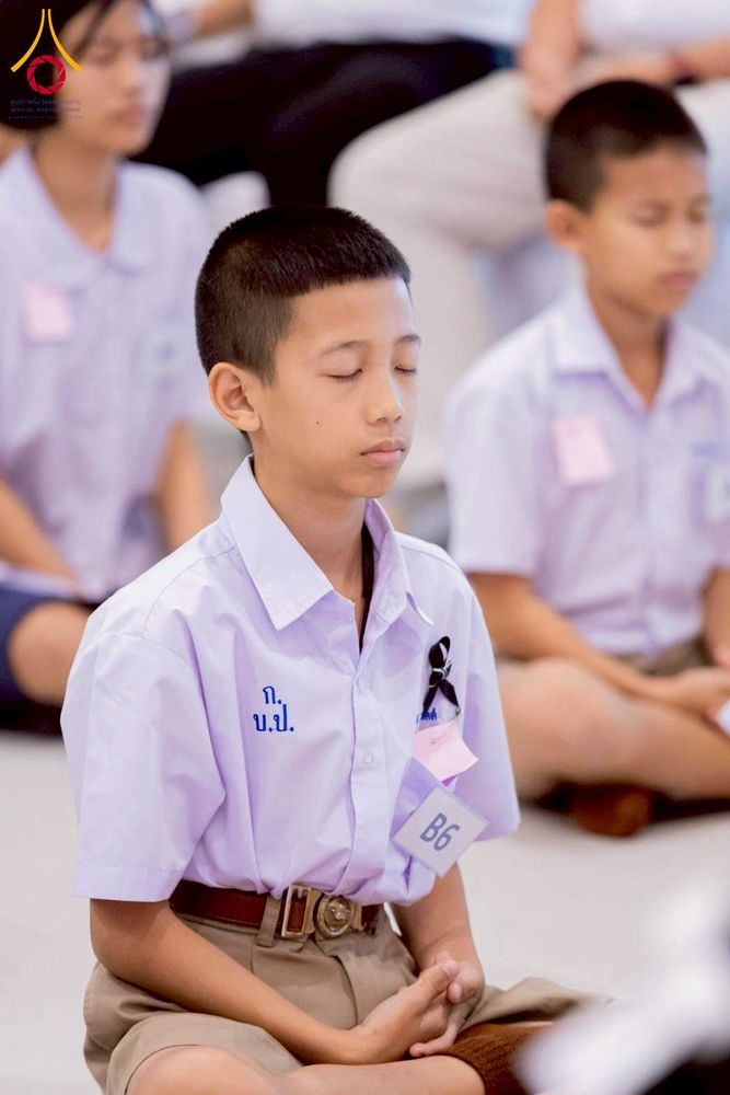 ภาพ No.274055:วันที่ 21 พฤศจิกายน พ.ศ. 2568 รวมพลังเด็กดี V-Star ผู้นำฟื้นฟูศีลธรรมโลก ประจำปี 2568 จังหวัดชลบุรี ณ ธุดงคสถานชลบุรี อำเภอศรีราชา จังหวัดชลบุรี