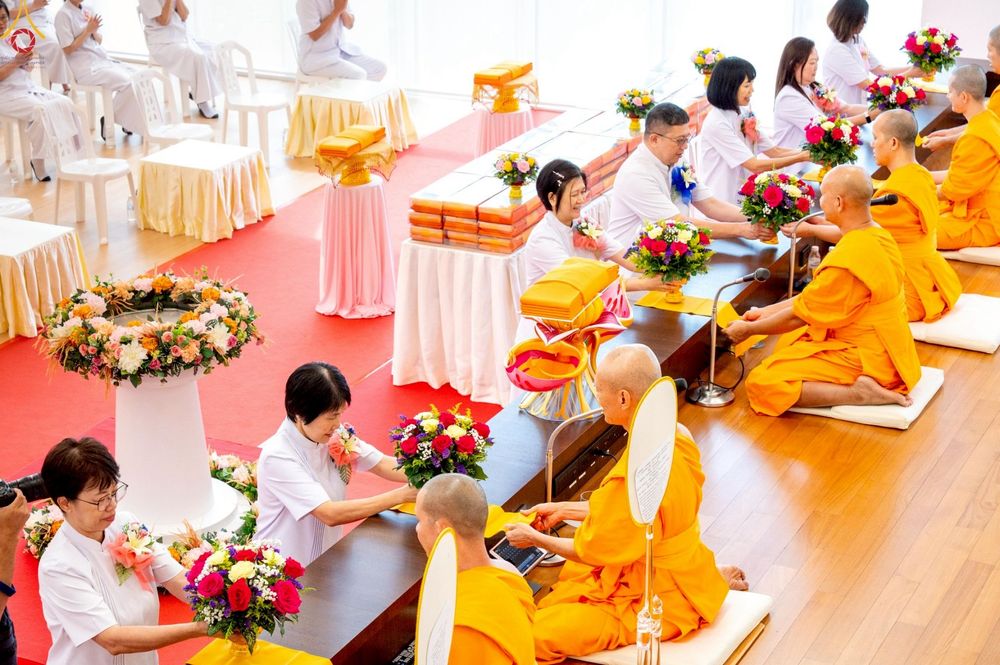 ภาพ No.254276:วันที่ 12 ตุลาคม พ.ศ. 2568 พิธีทอดกฐินสามัคคีวัดพระธรรมกายสิงคโปร์  新加坡法身寺功德衣法会 Dhammakaya Centre Singapore Kathina Ceremony  