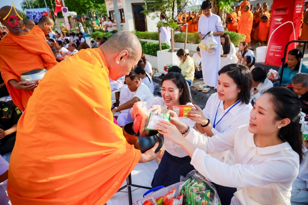 ภาพ No.312871:วันอาทิตย์ที่ 8 มีนาคม พ.ศ.2569 ทำบุญเมืองนครราชสีมา 558 ปี ตักบาตรพระ 10,000 รูป (ภาพชุดที่ 2)