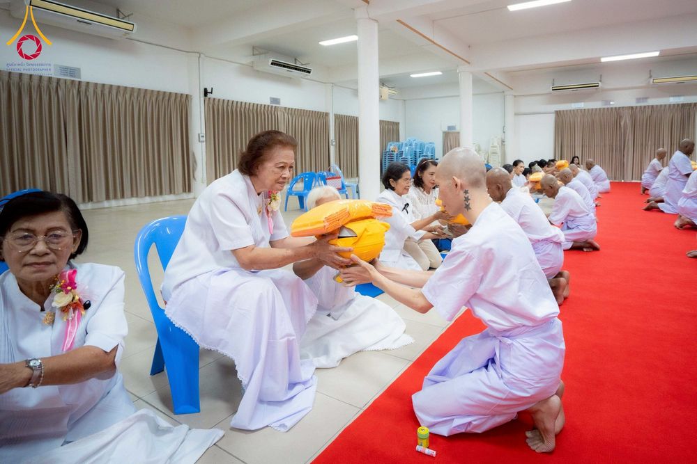 ภาพ No.278270:วันศุกร์ที่ 5 ธันวาคม พ.ศ. 2568 (วันพ่อแห่งชาติ) พิธีบรรพชาอุปสมบทหมู่ธรรมทายาท จำนวน 16 รูป โครงการบรรพชาอุปสมบทหมู่ รุ่นบูชาธรรมมหาปูชนียาจารย์ ประจำปี 2568  ณ ศูนย์ปฏิบัติธรรมและอบรมเยาวชนพระนครศรีอยุธยา จ.พระนครศรีอยุธยา