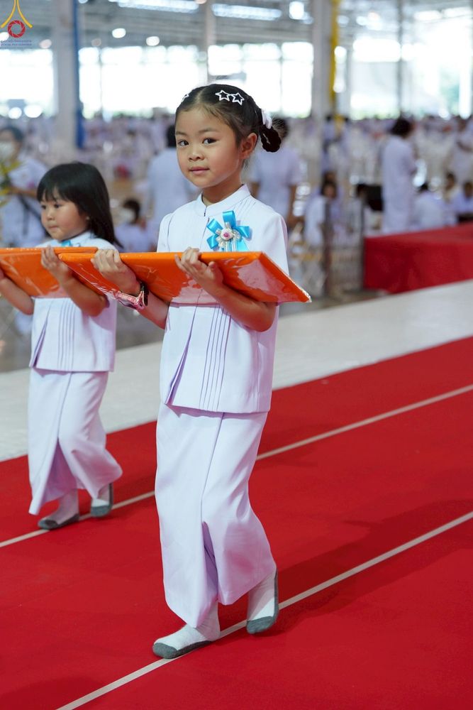 ภาพ No.277509:วันอาทิตย์ต้นเดือนที่ 7 ธันวาคม พ.ศ.2568 พิธีทอดผ้าป่าต้นสมบัติจักรพรรดิ ณ สภาธรรมกายสากล วัดพระธรรมกาย