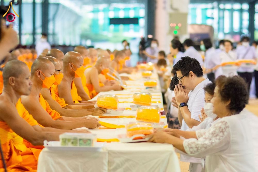 ภาพ No.120635:พิธีถวายภัตตาหารเป็นสังฆทาน แด่คณะพระธรรมยาตรา ปีที่ 12 วันที่ 29 มกราคม พ.ศ. 2567 ณ สภาธรรมกายสากล วัดพระธรรมกาย