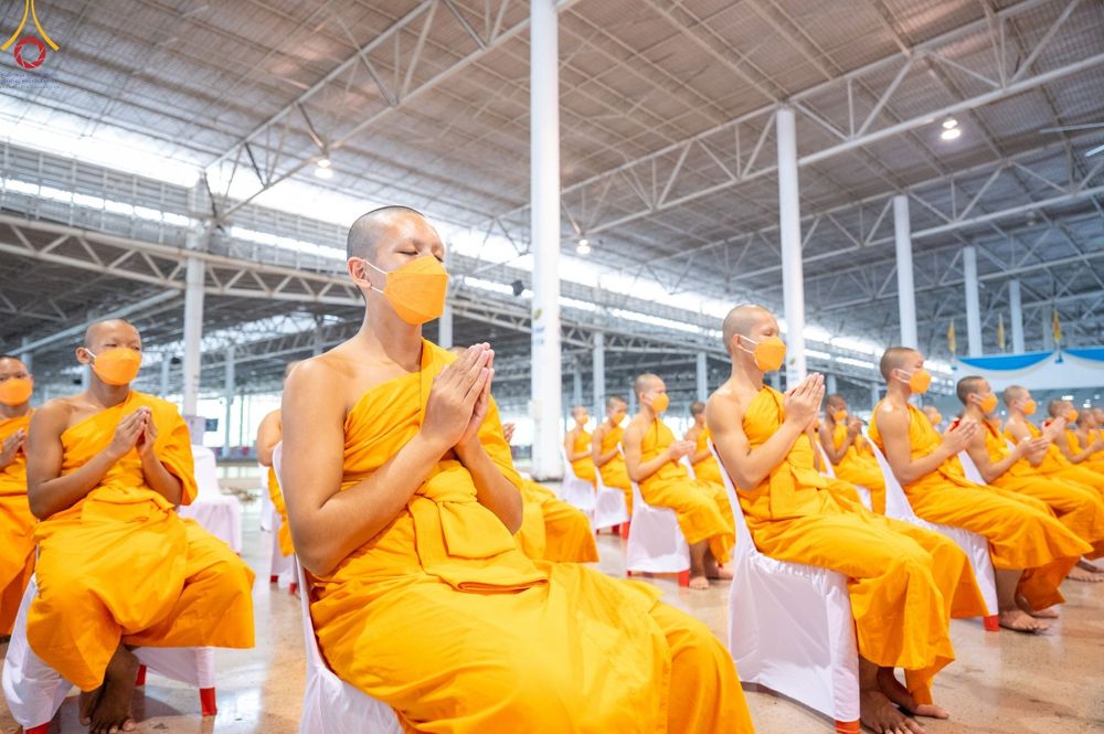ภาพ No.88166:พิธีมุทิตาสักการะ เปรียญธรรม 9,6,3 และบาลีศึกษา 6,3  พิธีมอบดวงแก้วสามเณรทรงบาลีไวยากรณ์ วันอาทิตย์ 17 กันยายน พ.ศ. 2566 ณ สภาธรรมกายสากล วัดพระธรรมกาย