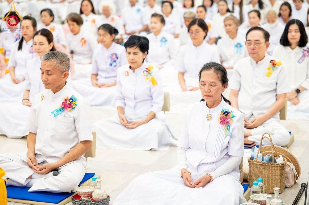 ภาพ No.274971:วันอาทิตย์ที่ 30 พฤศจิกายน พ.ศ. 2568 พิธีทอดผ้าป่า "สร้างองค์พระเจดีย์เพื่อสร้างสันติภาพโลก" ณ ศูนย์ปฏิบัติธรรมระยอง (บ้านช่องลม)