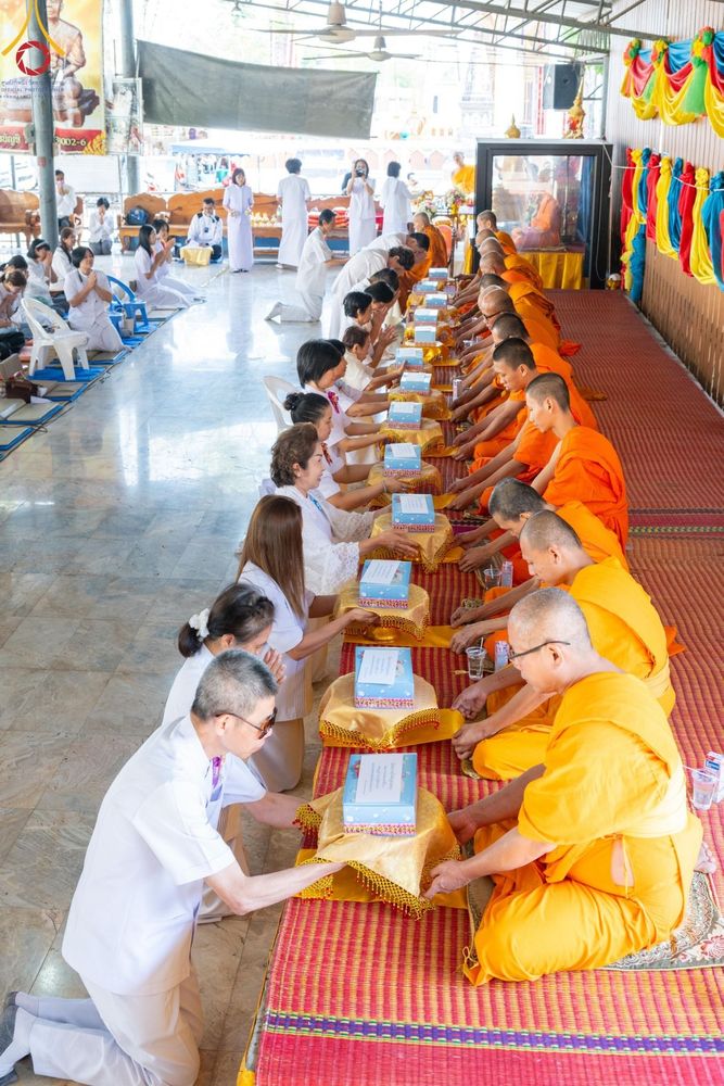 ภาพ No.189340:พิธีทอดผ้าป่าทำนุบำรุงศาสนสถาน ในโครงการธรรมยาตรา กตัญญูบูชา มหาปูชนียาจารย์ พระมงคลเทพมุนี(สด จนฺทสโร) พระผู้ปราบมาร อนุสรณ์สถาน 7 แห่ง ปีที่ 13 ณ วัดใหม่นพรัตน์  ต.เนินพระปรางค์ อ.สองพี่น้อง จ.สุพรรณบุรี วันที่ 5 มกราคม พ.ศ. 2568