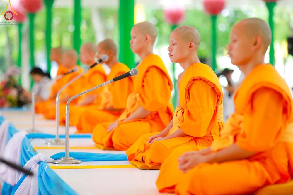 ภาพ No.136302:พิธีอุปสมบทสามเณรเตรียมสถาบันธรรมชัย รุ่นที่ 21 ณ โบสถ์พระไตรปิฏก วัดพระธรรมกาย วันเสาร์ที่ 4 พฤษภาคม พ.ศ.2567