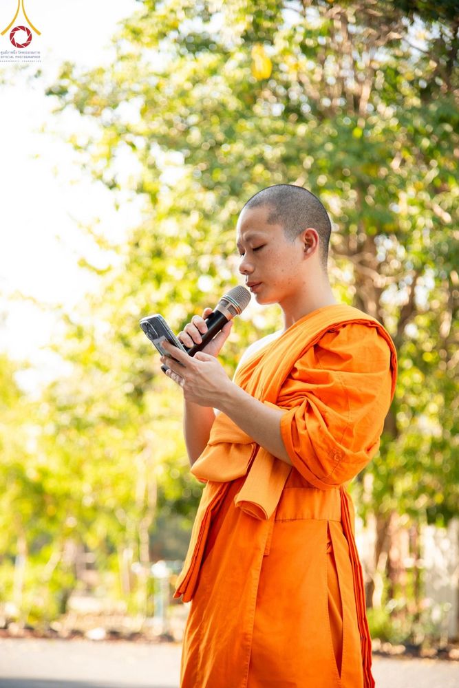 ภาพ No.191430:V.49 สารพัดV สารพัดดี ที่ธรรมยาตรา ในโครงการธรรมยาตรา กตัญญูบูชา มหาปูชนียาจารย์ พระมงคลเทพมุนี(สด จนฺทสโร) พระผู้ปราบมาร อนุสรณ์สถาน 7 แห่ง ปีที่ 13 ระหว่างวันที่ 2-31 มกราคม พ.ศ. 2568