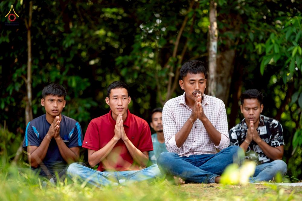 ภาพ No.257534:วันที่ 17 ตุลาคม พ.ศ. 2568 พิธีทอดกฐินสมทบวัดกัลยาณมิตรต่างประเทศ  บูชาธรรม 81 ปี หลวงพ่อธัมมชโย ณ ศูนย์ปฏิบัติธรรมไมตรีปูร์ เมืองคาร์การชารี ประเทศบังกลาเทศ 