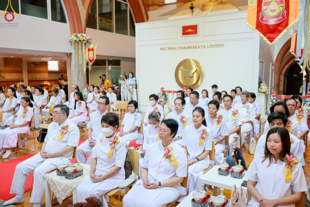 ภาพ No.142601:พิธีพัทธสีมา ประดิษฐานลูกนิมิตมหาสมบัติ สถาปนาอุโบสถวัดพระธรรมกายลอนดอน บูชาธรรม 80 ปี หลวงพ่อธัมมชโย วันเสาร์ที่ 22 มิถุนายน พ.ศ. 2567