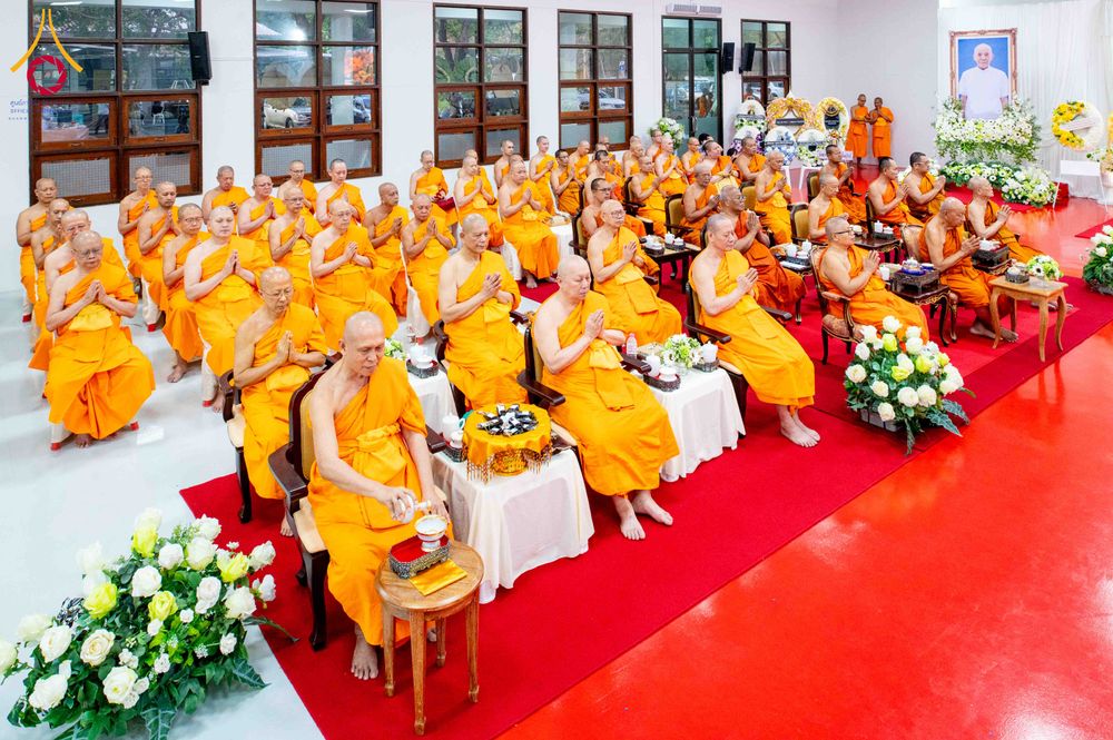ภาพ No.314568:วันศุกร์ที่ 20 มีนาคม พ.ศ. 2569 พิธีบำเพ็ญกุศล คุณพ่อณรงค์ จินตมากุล โยมบิดา พระครูปลัดรัตนวีรวัฒน์ (รังสฤษดิ์ อิทฺธิจินตโก) ที่ปรึกษาเจ้าคณะจังหวัดปทุมธานี เจ้าอาวาสวัดพระธรรมกาย  ณ ห้องปลูกศรัทธา 2 วัดพระธรรมกาย ปทุมธานี