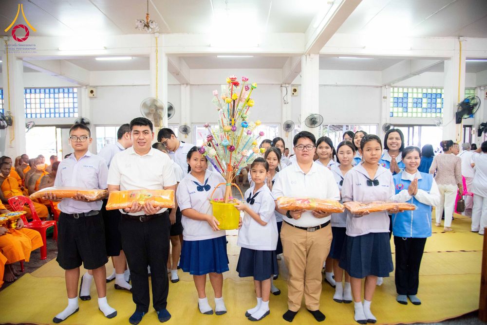 ภาพ No.305183:วันที่ 28 มกราคม พ.ศ. 2569 พิธีทอดผ้าป่าทำนุบำรุงศาสนสถาน ณ วัดเกิดการอุดม อ.คลองหลวง จ.ปทุมธานี ในโครงการธรรมยาตรา กตัญญูบูชา มหาปูชนียาจารย์ พระมงคลเทพมุนี(สด จนฺทสโร) พระผู้ปราบมาร อนุสรณ์สถาน 7 แห่ง ปีที่ 14