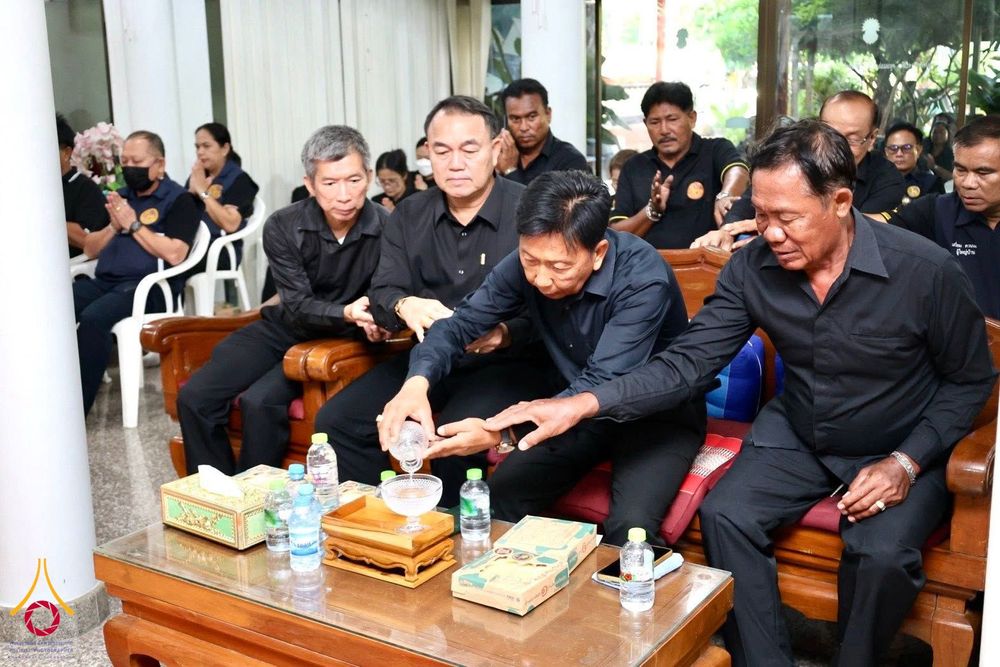 ภาพ No.337285:วันที่ 13-27 มิถุนายน พ.ศ.2569 พสกนิกรอำเภอคลองหลวง จัดพิธีบำเพ็ญกุศลสวดพระอภิธรรม อุทิศถวายพระกุศลแด่สมเด็จพระเจ้าลูกเธอ เจ้าฟ้าพัชรกิติยาภาฯ