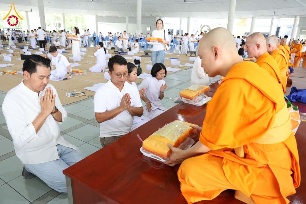 ภาพ No.322504:วันที่ 16 เมษายน พ.ศ.2569 พิธีบุพเปตพลี ครั้งที่ 181 ร่วมอุทิศบุญแด่หมู่ญาติที่ล่วงลับไปแล้ว และสืบทอดอายุพระพุทธศาสนา