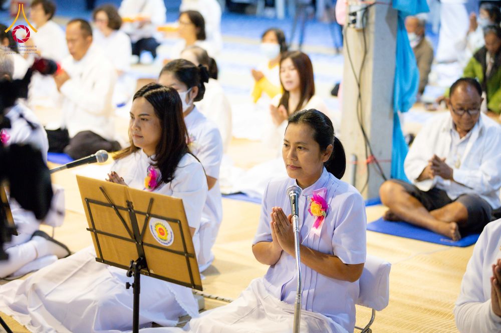 ภาพ No.293478:วันที่ 13 มกราคม พ.ศ. 2569 พิธีถวายภัตตาหารเป็นสังฆทาน แด่พระธรรมยาตรา ณ อนุสรณ์สถานมหาวิหารพระมงคลเทพมุนี (โลตัสแลนด์) อ.สองพี่น้อง จ.สุพรรณบุรี ในโครงการธรรมยาตรา กตัญญูบูชา มหาปูชนียาจารย์ พระมงคลเทพมุนี(สด จนฺทสโร) พระผู้ปราบมาร อนุสรณ์สถาน 7 แห่ง ปี