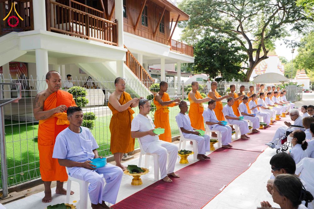 ภาพ No.341248:วันอาทิตย์ที่ 26 กรกฎาคม พ.ศ. 2569 ​โครงการอุปสมบทหมู่บูชาธรรมมหาปูชนียาจารย์ รุ่นที่ ๑ วัดกลางธนรินทร์ ต.บ้านแป้ง อ.พรหมบุรี จ.สิงห์บุรี