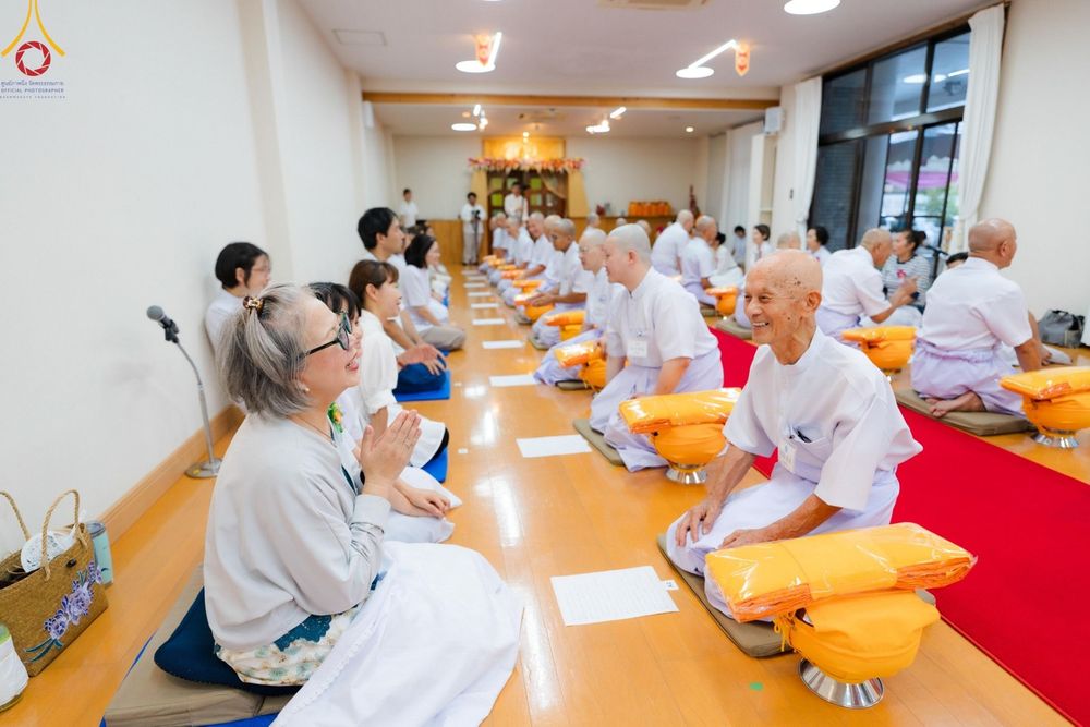 ภาพ No.147617:พิธีตัดปอยผม ขอขมา มอบบาตร ผ้าไตร โครงการปฐมอุปสมบท สมโภชอุโบสถ บูชาธรรม 80 ปี หลวงพ่อธัมมชโย ณ วัดพระธรรมกายโทชิหงิ ประเทศญี่ปุ่น วันพฤหัสบดีที่ 8 สิงหาคม พ.ศ. 2567