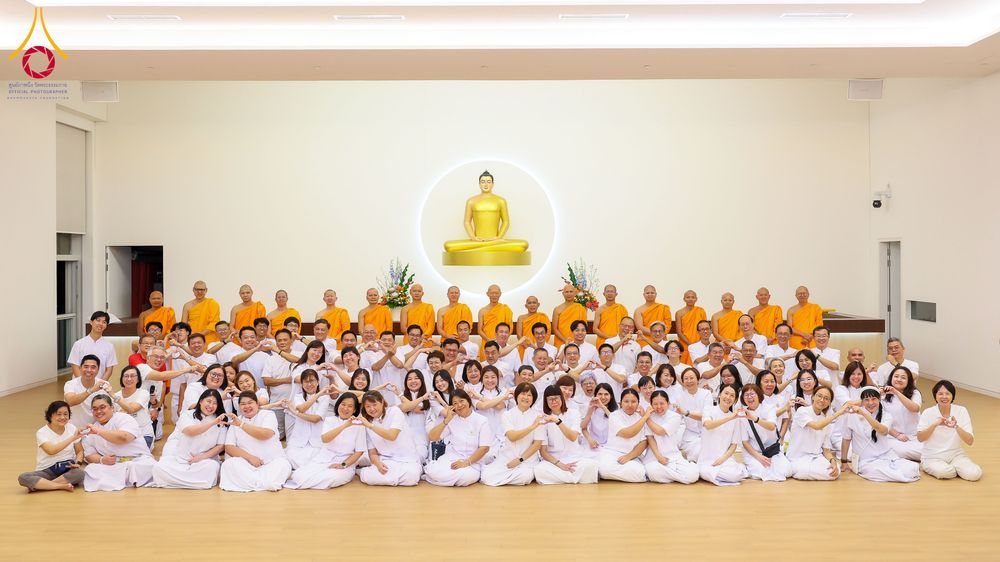 ภาพ No.332081:วันอาทิตย์ที่ 31 พฤษภาคม พ.ศ. 2569 วัดพระธรรมกายสิงคโปร์จุดประทีปแห่งศรัทธา ฉลองวิสาขบูชา ปี 2569 ยิ่งใหญ่ Dhammakaya Centre Singapore Illuminates the Lights of Faith in a Grand Vesak Day 2026 Celebration