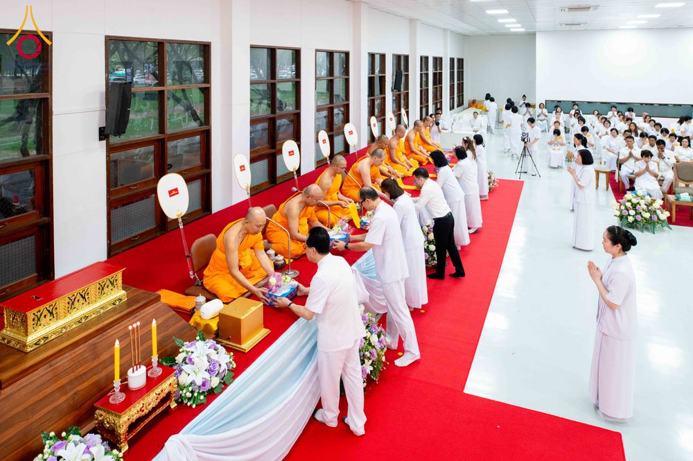 ภาพ No.315364:วันอังคารที่ 24 มีนาคม พ.ศ. 2569 พิธีบำเพ็ญกุศล คุณพ่อณรงค์ จินตมากุล  สิริอายุ 99 ปี 11 เดือน โยมบิดา พระครูปลัดรัตนวีรวัฒน์ (รังสฤษดิ์ อิทฺธิจินตโก) ที่ปรึกษาเจ้าคณะจังหวัดปทุมธานี เจ้าอาวาสวัดพระธรรมกาย  ณ ห้องปลูกศรัทธา 2 วัดพระธรรมกาย ปทุมธานี