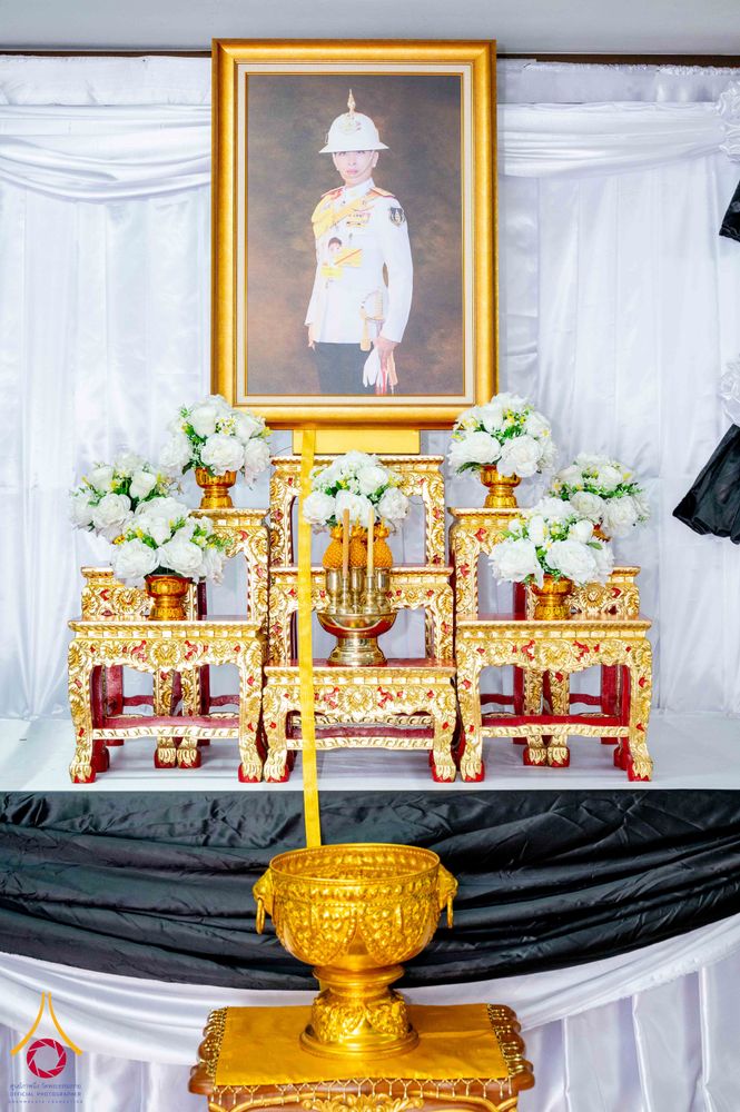 ภาพ No.337183:วันที่ 13-27 มิถุนายน พ.ศ.2569 พสกนิกรอำเภอคลองหลวง จัดพิธีบำเพ็ญกุศลสวดพระอภิธรรม อุทิศถวายพระกุศลแด่สมเด็จพระเจ้าลูกเธอ เจ้าฟ้าพัชรกิติยาภาฯ
