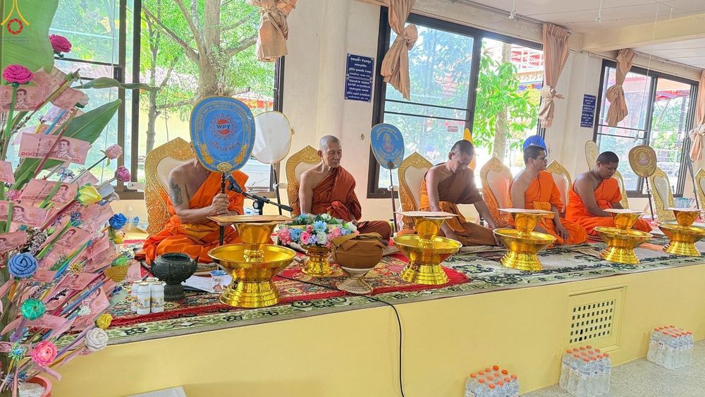 ภาพ No.282889:วันที่ 26 ตุลาคม พ.ศ.2568 พิธีทอดกฐินสามัคคีทั่วไทย 30,000 วัด  โดยคณะศิษยานุศิษย์ บูชาธรรม 81 ปี  หลวงพ่อธัมมชโย ณ วัดอัมพวนาราม อำเภอบ้านโป่ง จ. สระบุรี