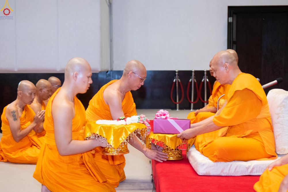 ภาพ No.335325:วันเสาร์ที่ 13 มิถุนายน พ.ศ.2569 พิธีขอบรรพชา , พิธีขอสรณคมน์และศีล , พิธีถวายบาตร , พิธีอุปสมบท โครงการอุปสมบทหมู่ผู้บริหาร รุ่นที่ 16 , โครงการอุปสมบทหมู่ธรรมทายาท  ระดับอุดมศึกษา รุ่นที่ 53 (ภาคฤดูฝน) ณ โบสถ์พระไตรปิฏก วัดพระธรรมกาย