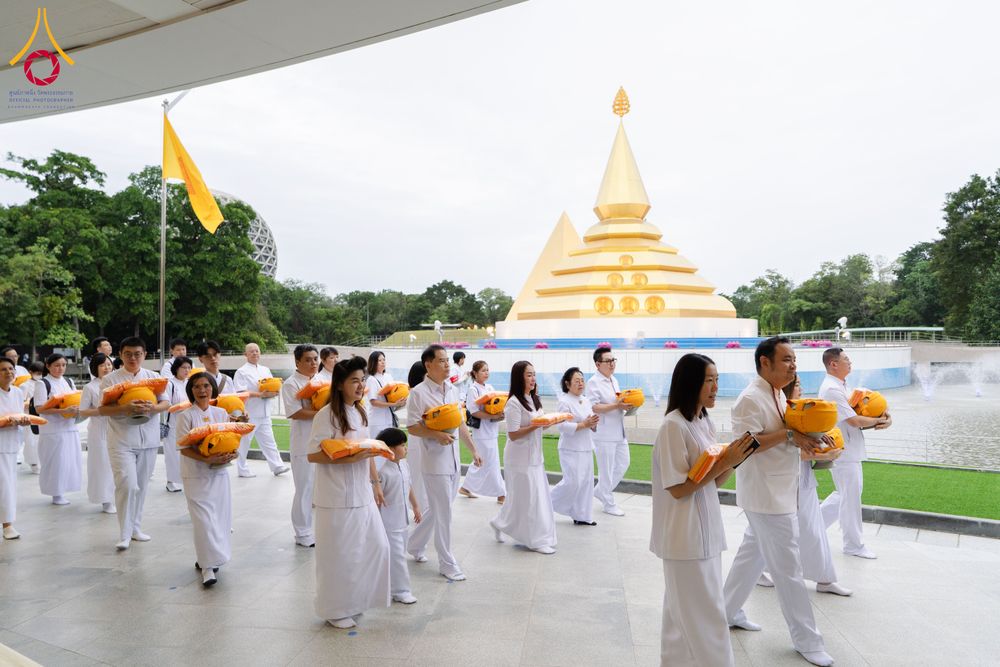 ภาพ No.286473:วันเสาร์ที่ 12 กรกฏาคม พ.ศ.2568 พิธีบรรพชาอุปสมบท  โครงการบรรพชาอุปสมบทหมู่ ธรรมทายาทนานาชาติ(ภาคภาษาจีน), โครงการบรรพชาสามเณร โรงเรียนนานาชาติ รุ่นที 14