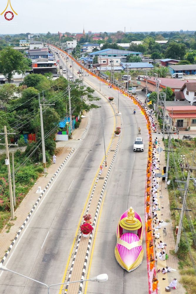 ภาพ No.68888:พิธีต้อนรับพระธรรมยาตรา ในโครงการธรรมยาตรากตัญญูบูชา มหาปูชนียาจารย์ พระมงคลเทพมุนี(สด จนฺทสโร) พระผู้ปราบมาร อนุสรณ์สถาน 7 แห่ง ปีที่ 11 วันที่ 3 มกราคม พ.ศ. 2566 ณ อนุสรณ์สถานมหาวิหารพระมงคลเทพมุนี จ.สุพรรณบุรี