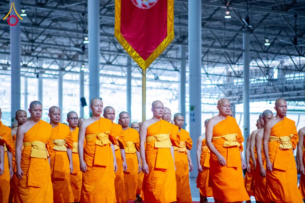 ภาพ No.308672:วันที่ 1 กุมภาพันธ์ พ.ศ. 2569 พิธีรับประกาศนียบัตร และพระของขวัญพระธรรมยาตรา ณ สภาธรรมกายสากล วัดพระธรรมกาย จ.ปทุมธานี