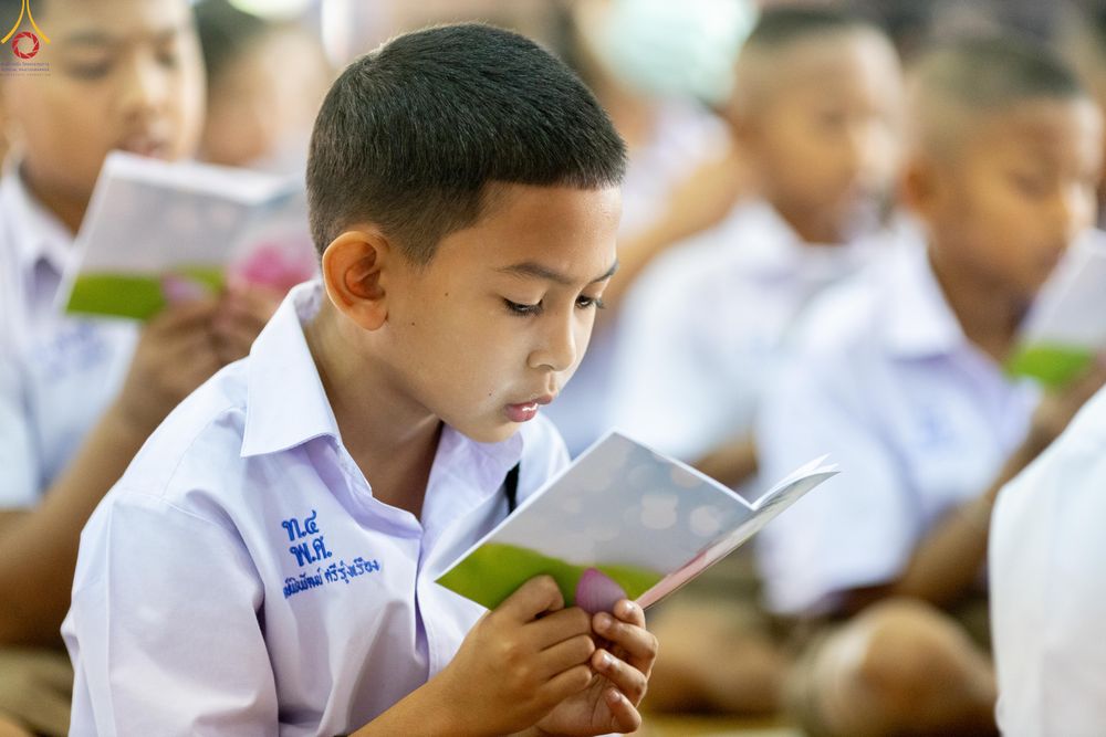 ภาพ No.288540:วันที่ 5 มกราคม พ.ศ. 2569 พิธีทอดผ้าป่าทำนุบำรุงศาสนสถาน ณ วัดอัมพวัน ต.สองพี่น้อง อ.สองพี่น้อง จ.สุพรรณบุรี ในโครงการธรรมยาตรา กตัญญูบูชา มหาปูชนียาจารย์ พระมงคลเทพมุนี(สด จนฺทสโร) พระผู้ปราบมาร อนุสรณ์สถาน 7 แห่ง ปีที่ 14