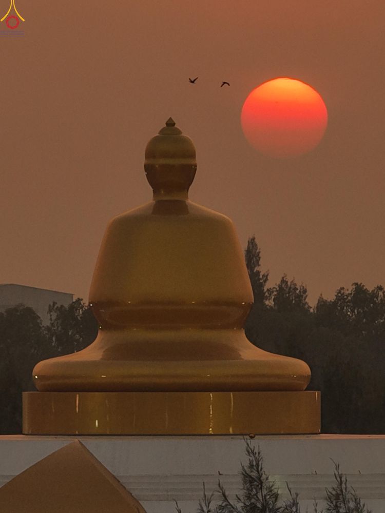 ภาพ No.299518:วันที่ 18 มกราคม พ.ศ. 2569 พิธีต้อนรับพระธรรมยาตรา (ภาพชุดที่ 2) ณ อนุสรณ์สถานลำดับที่ 5  สถานที่เผยแผ่วิชชาธรรมกายครั้งแรก อนุสรณ์สถานบางปลา วัดบางปลา อำเภอบางเลน จังหวัดนครปฐม ในโครงการธรรมยาตรา กตัญญูบูชา มหาปูชนียาจารย์ พระมงคลเทพมุนี(สด จนฺทสโร) พระ