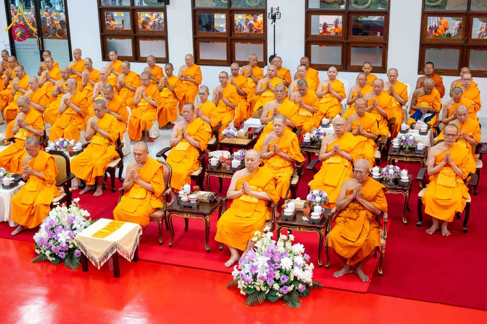 ภาพ No.315340:วันอังคารที่ 24 มีนาคม พ.ศ. 2569 พิธีบำเพ็ญกุศล คุณพ่อณรงค์ จินตมากุล  สิริอายุ 99 ปี 11 เดือน โยมบิดา พระครูปลัดรัตนวีรวัฒน์ (รังสฤษดิ์ อิทฺธิจินตโก) ที่ปรึกษาเจ้าคณะจังหวัดปทุมธานี เจ้าอาวาสวัดพระธรรมกาย  ณ ห้องปลูกศรัทธา 2 วัดพระธรรมกาย ปทุมธานี