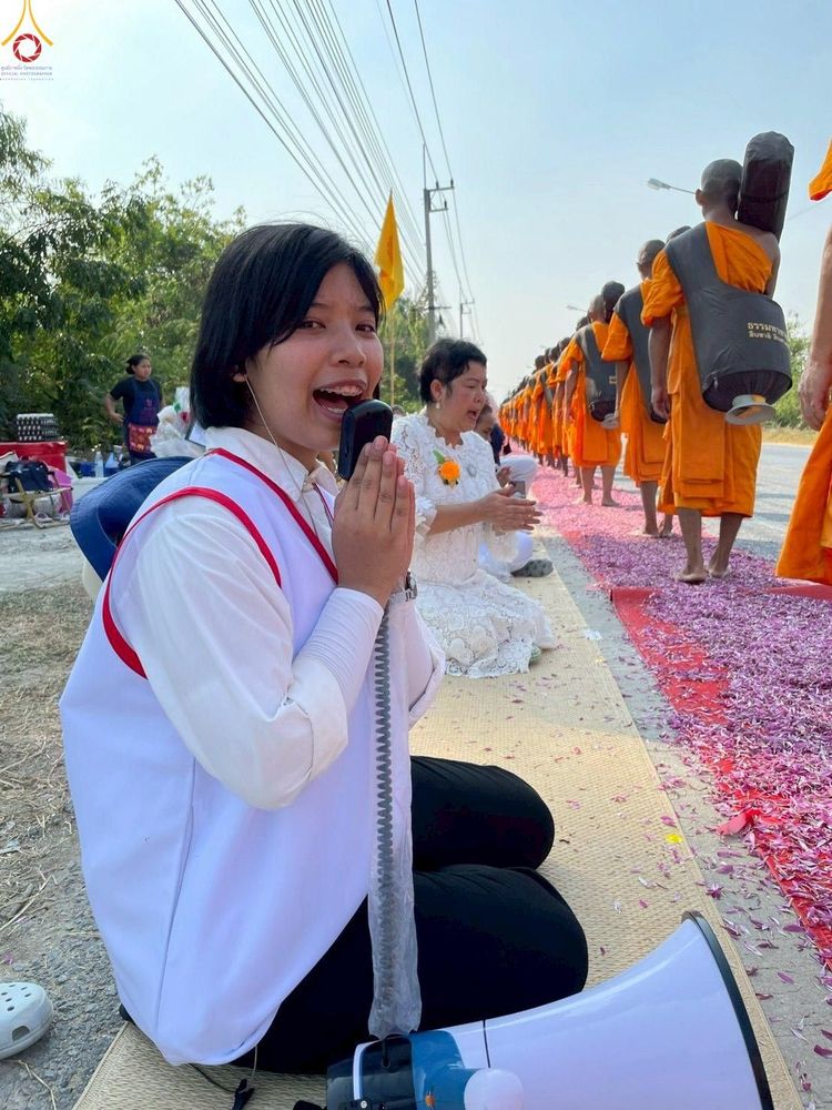 ภาพ No.306690:ภาพเบื้องหลังอาสาสมัครรวมใจ ชุดที่ 5 ในโครงการธรรมยาตรา กตัญญูบูชา มหาปูชนียาจารย์ พระมงคลเทพมุนี(สด จนฺทสโร) พระผู้ปราบมาร อนุสรณ์สถาน 7 แห่ง ปีที่ 14